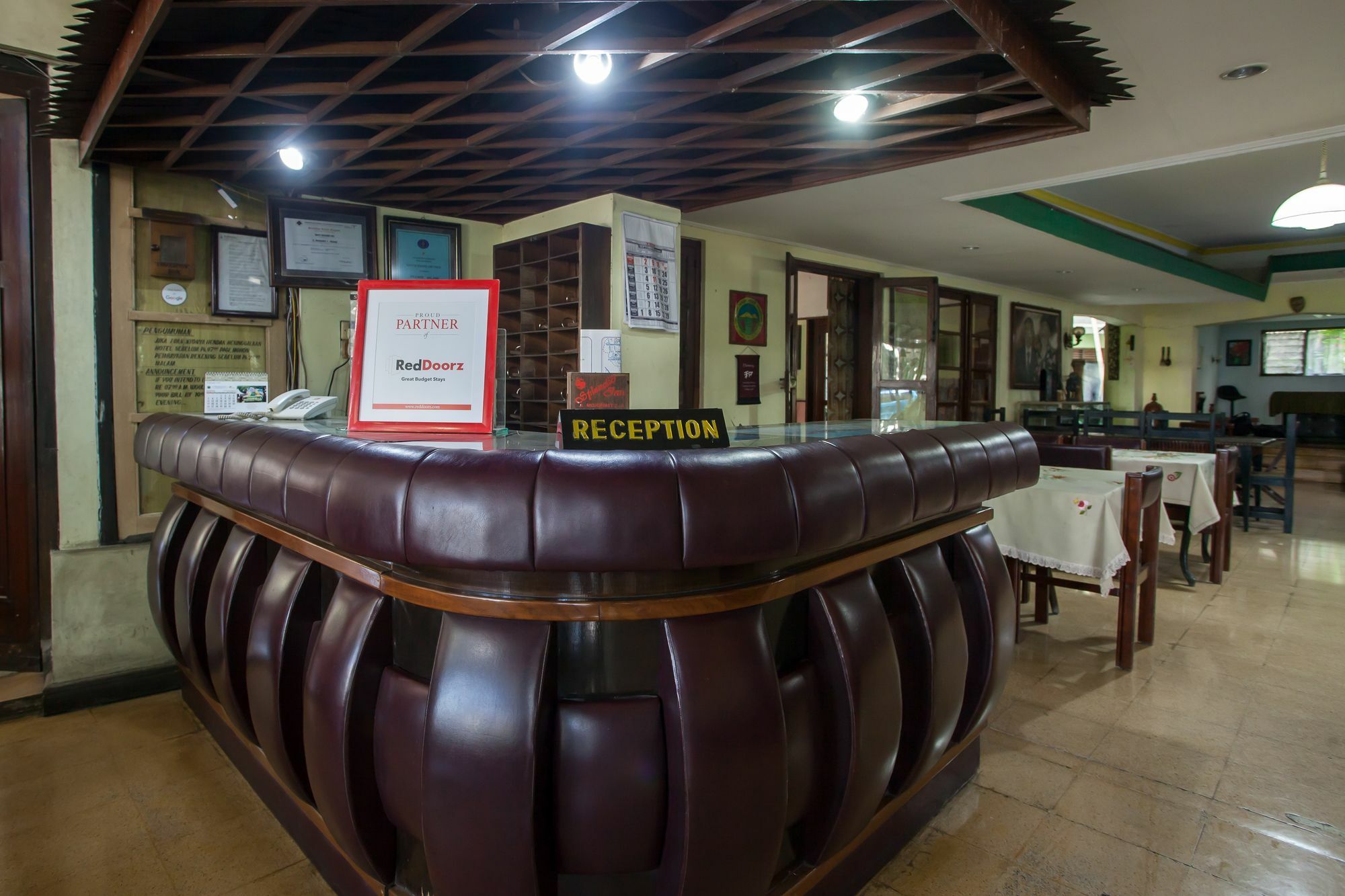 Hotel RedDoorz near Balai Kota Malang Zewnętrze zdjęcie